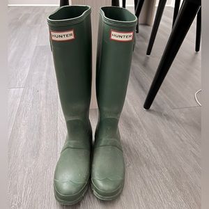 HUNTER RAINBOOTS